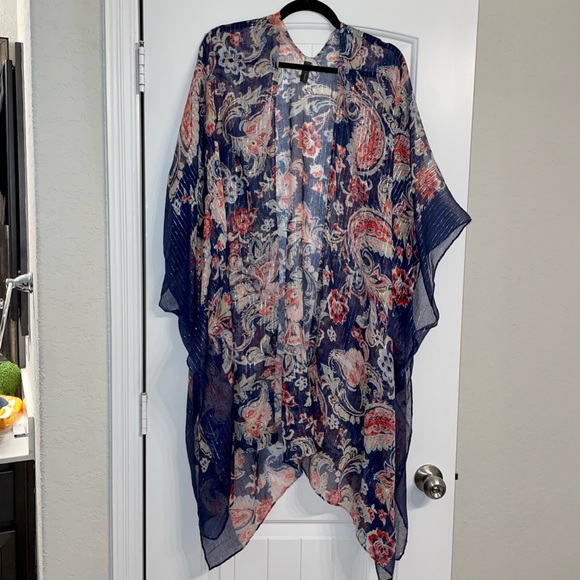 Lane Bryant Tops - Lane Bryant Shimmering Paisley Kimono